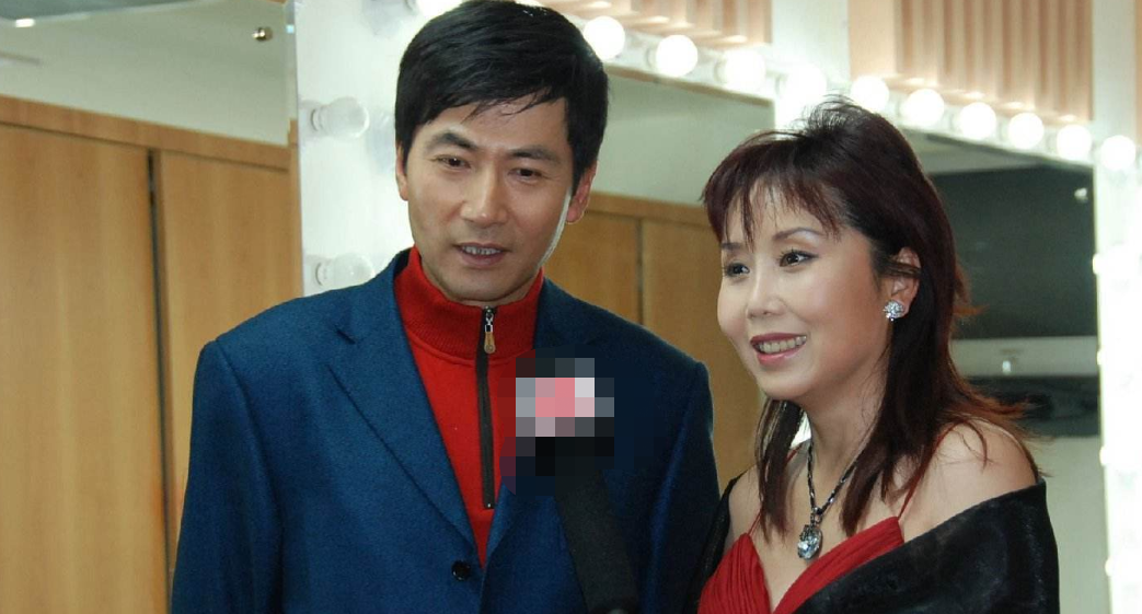 西北风歌后胡月罕露面50岁仍貌美曾靠黄土高坡走红