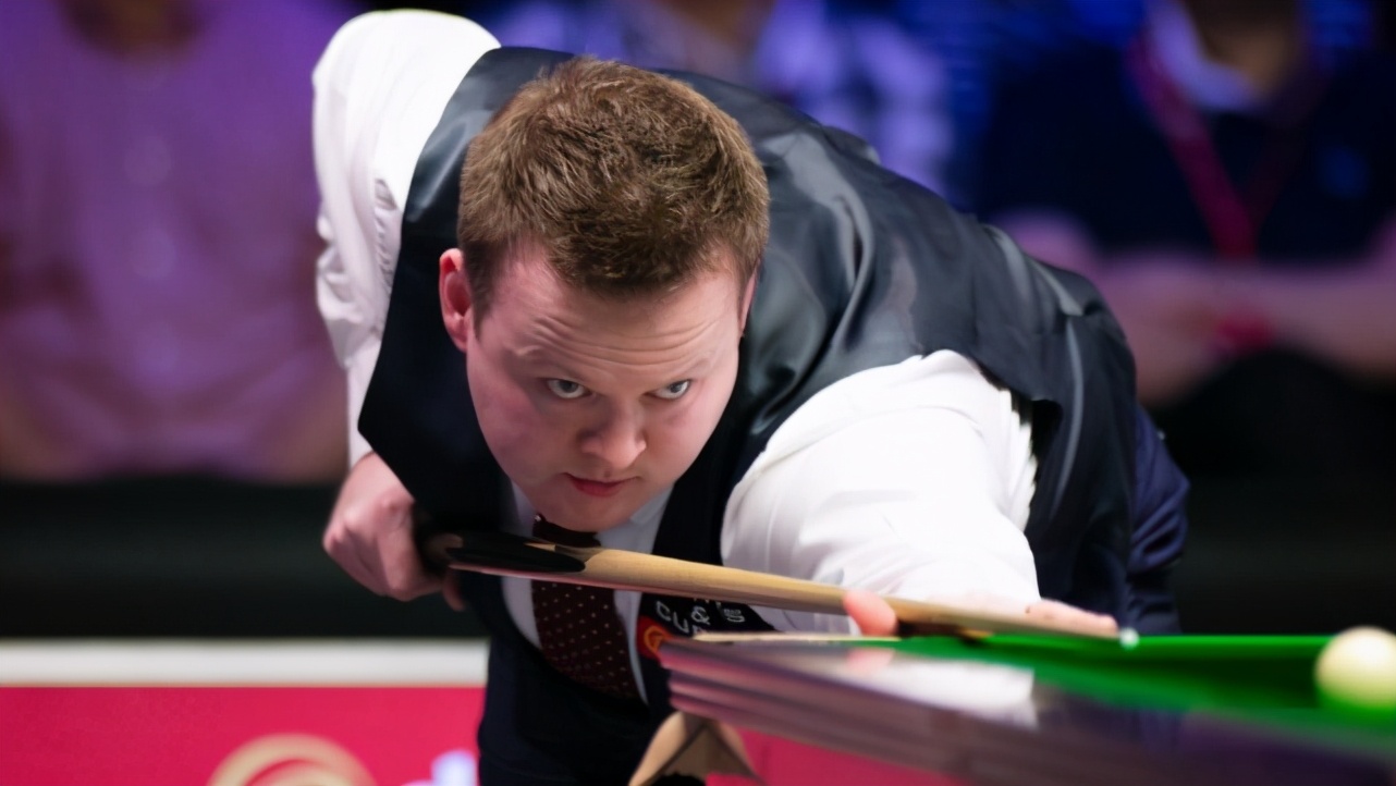 麦克风前的肖恩墨菲简明扼要是诀窍退役后愿常驻解说席