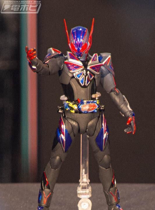 假面骑士01:剧场版boss伊甸shf来袭,秃头很是明显