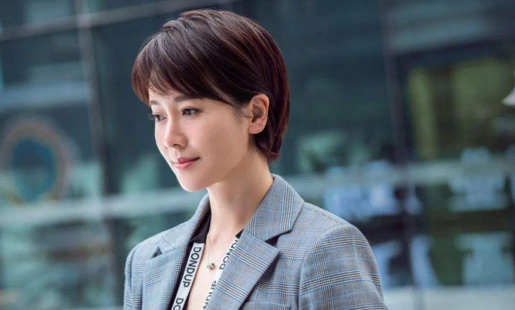 体操冠军左小青和陈道明孙红雷传绯闻今43岁美到骨子里