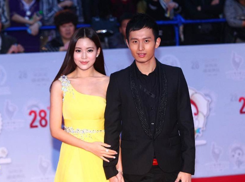 3,成毅跟温心谈过恋爱?