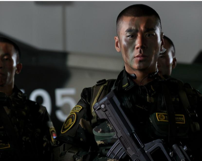 徐佳将郑三炮身上坚定的信仰,不爱说话的性格演绎的非常精彩!