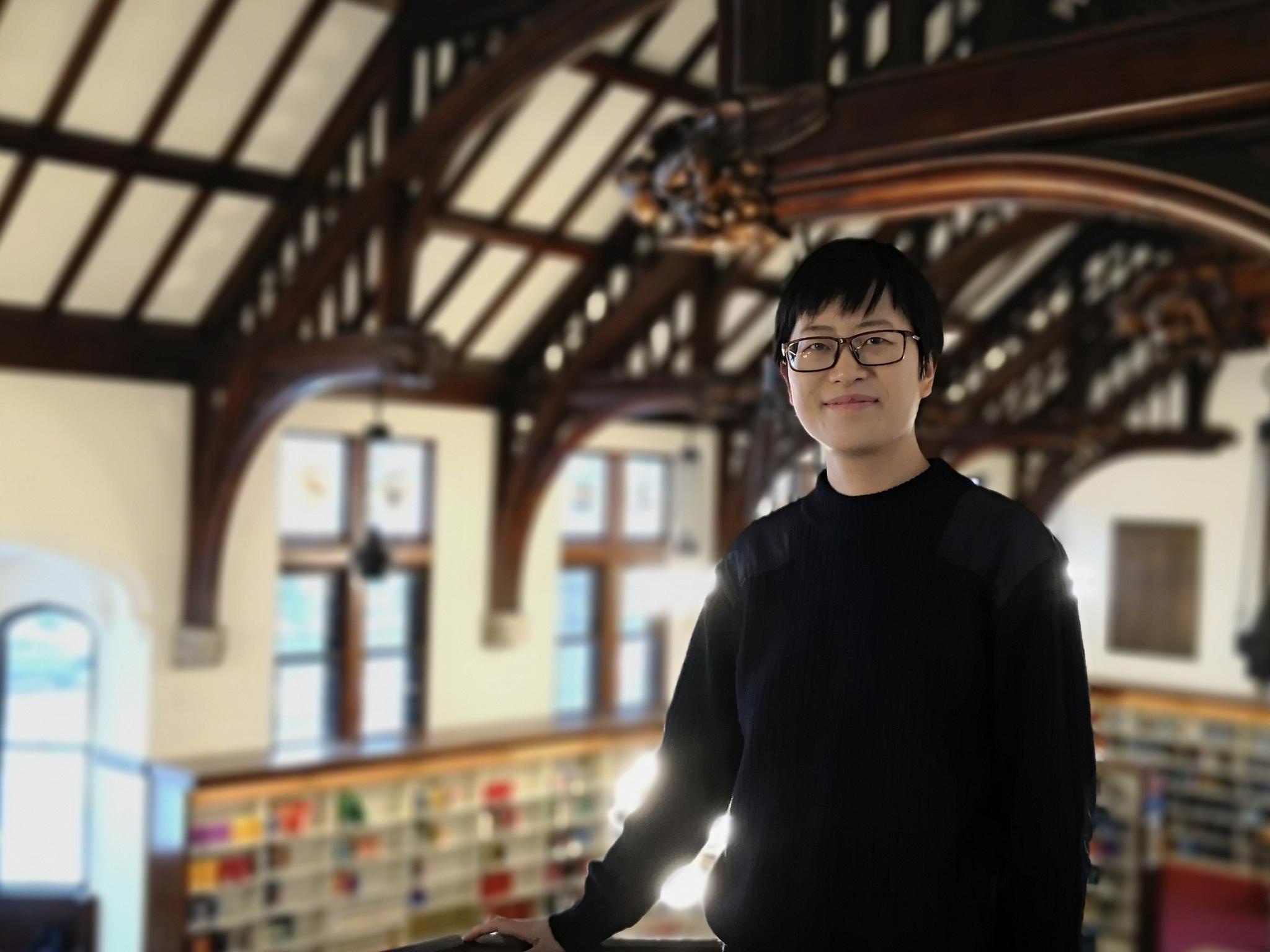 学者：社会应承认全职妈妈的贡献 而男性成为“钱包”也可悲