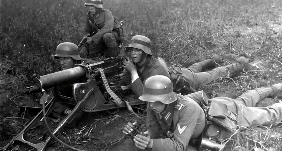 一战中的马克沁机枪__财经头条