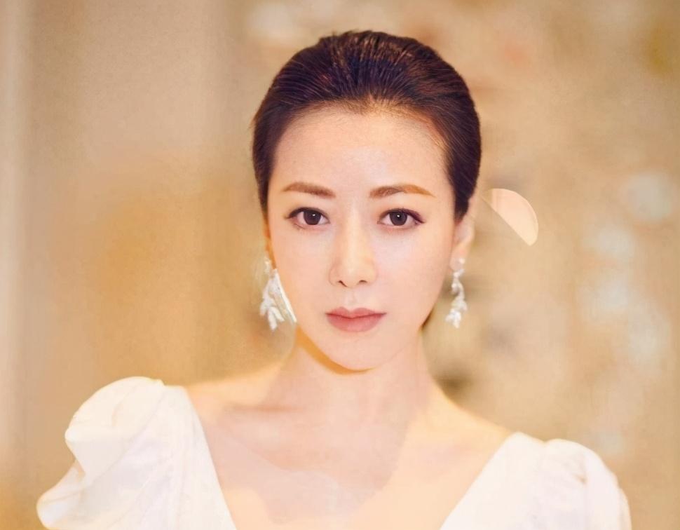 北影三朵金花之一,却沦为十八线演员,陈紫函该怪谁?