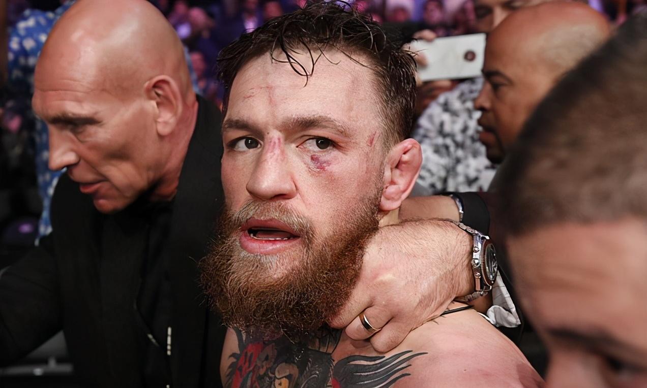 嘴炮自曝日常体重170磅比小鹰轻20磅实力只差在体型上