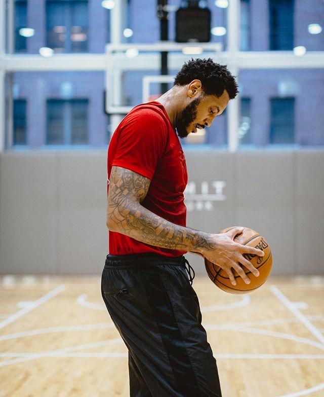 安东尼晒训练照:一部分为过去而战,其余为将来斗争