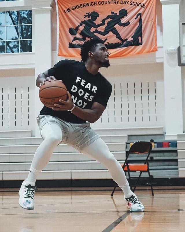 无所畏惧!米切尔晒训练照