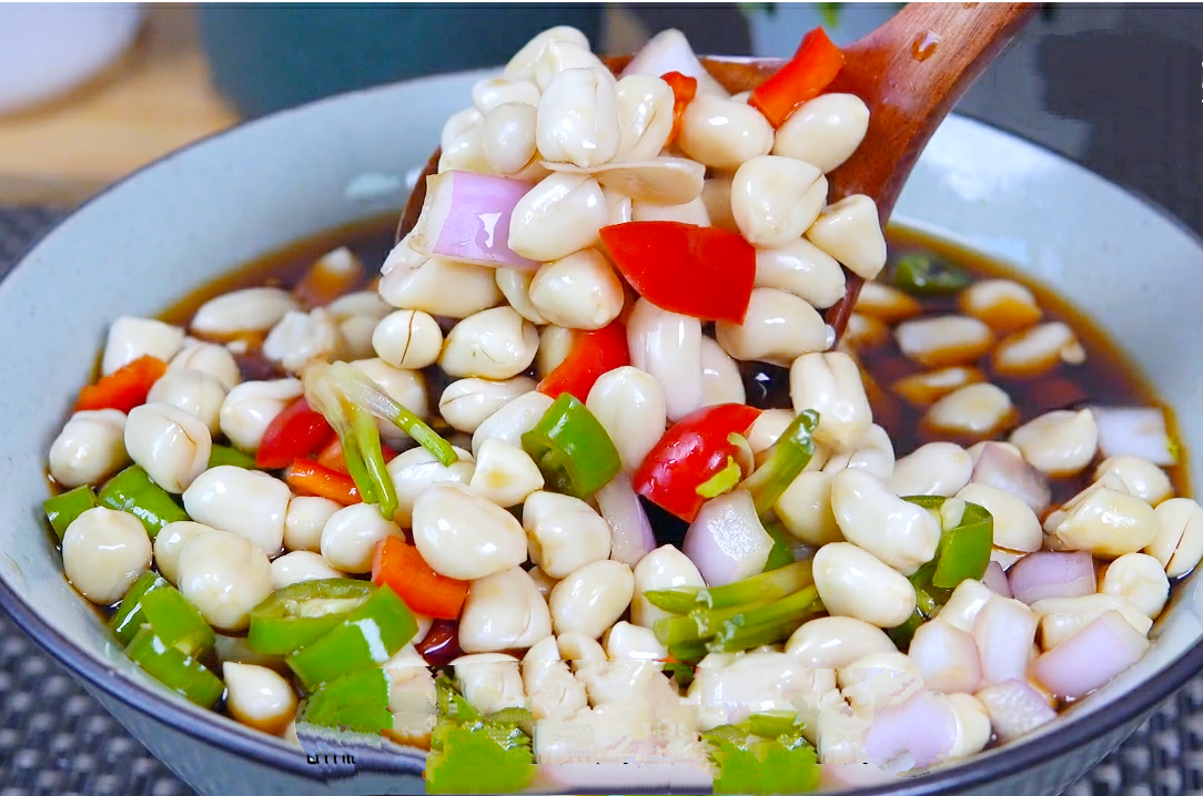 花生米别再油炸了,教你新吃法,清香解腻,好吃不上火,太实用了