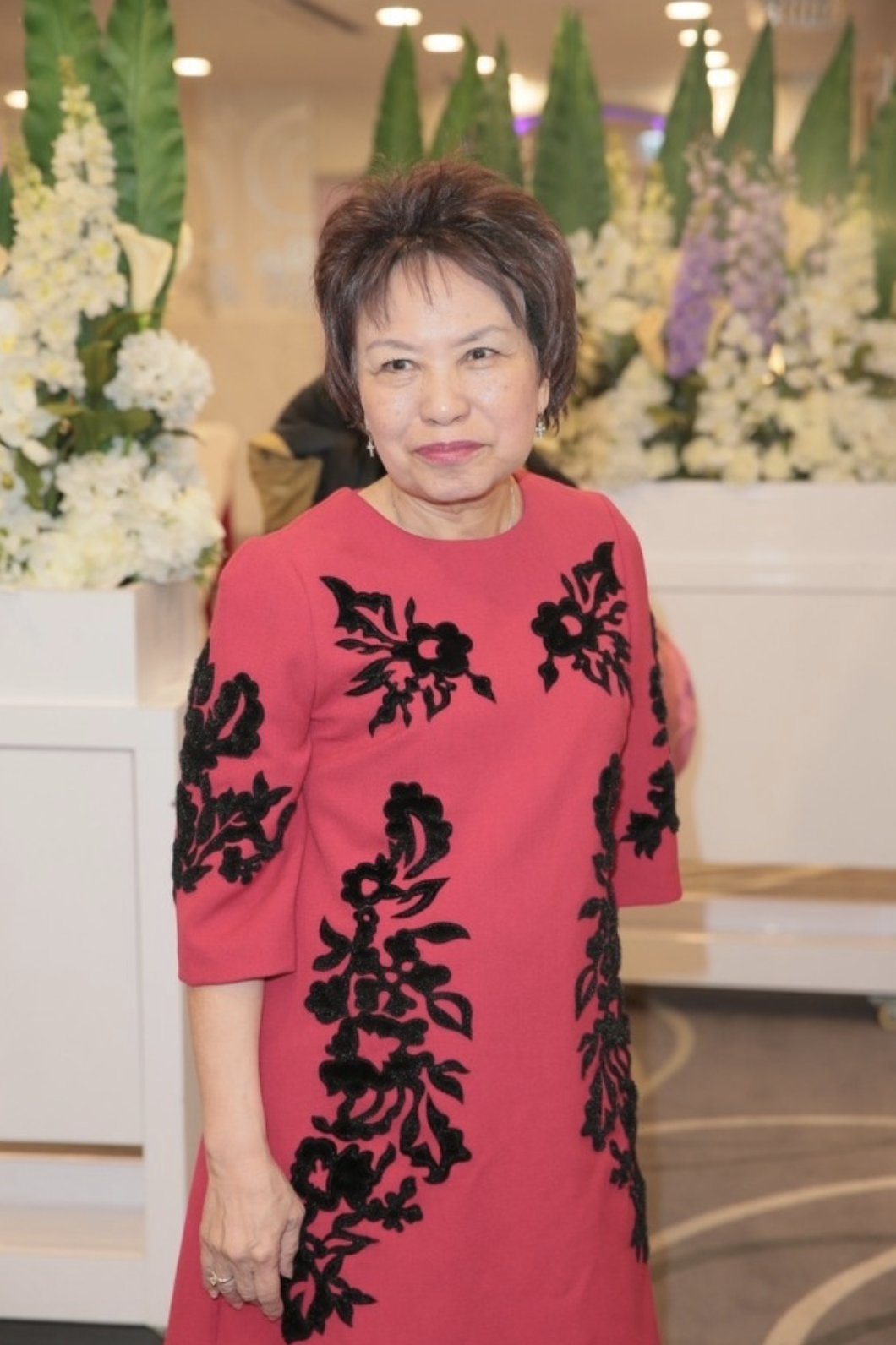 83岁余慕莲仍插喉管住icu获众星加油集气友人叹其曾讳疾忌医