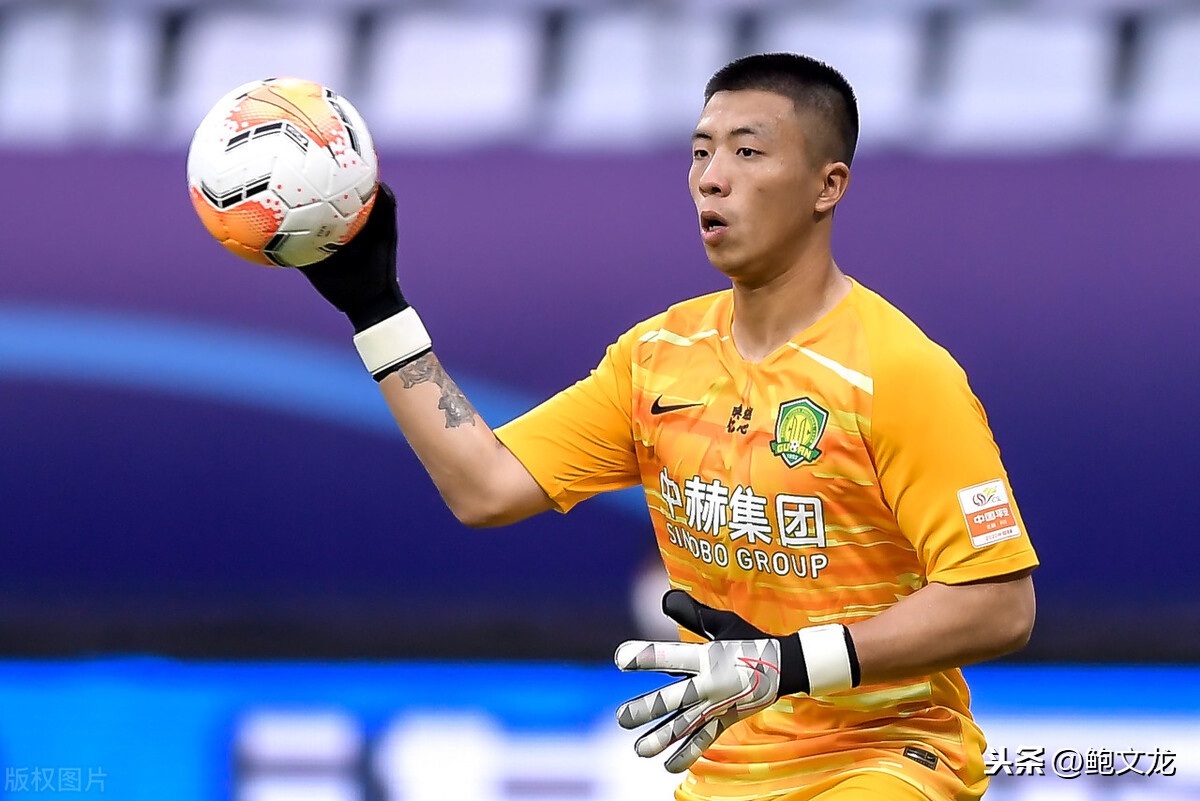 一旦杜佳和杨启鹏同时离开的话,那么天津泰达在一线队可以使用的门将