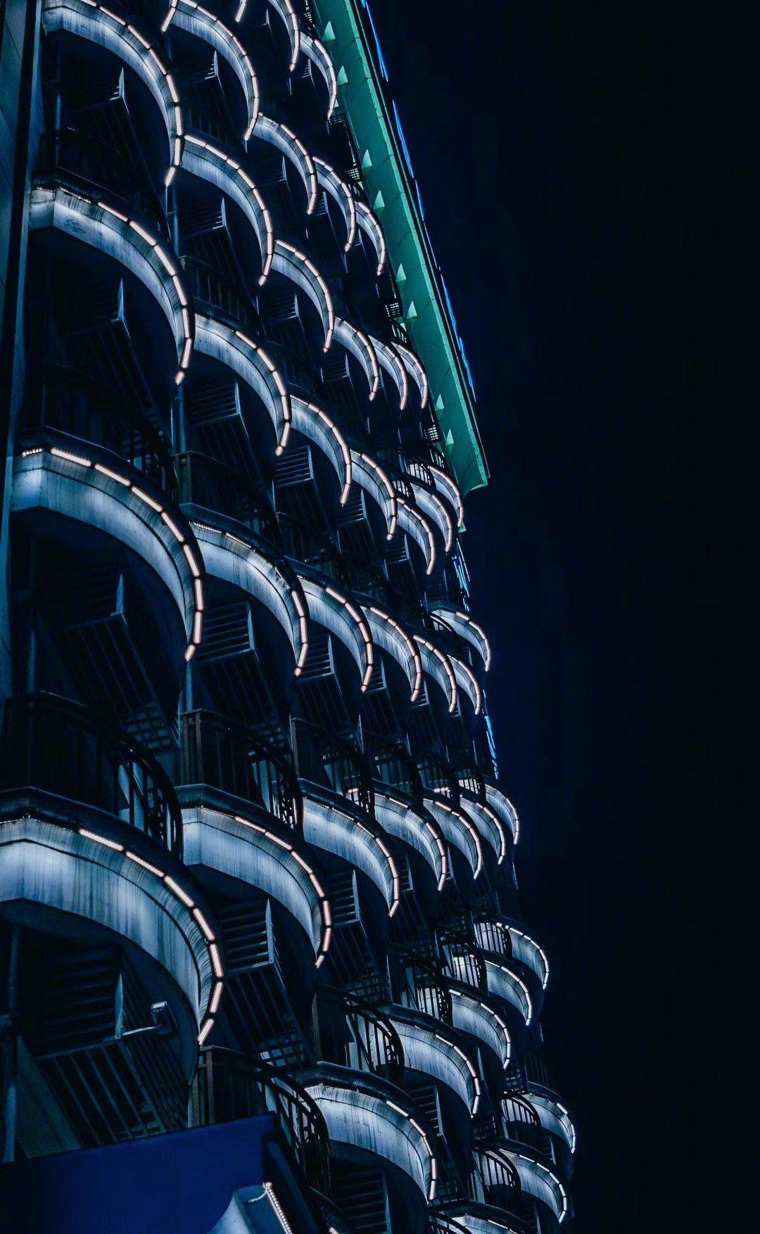 赛博朋克x重庆欢迎来到8d山城的魔幻之夜