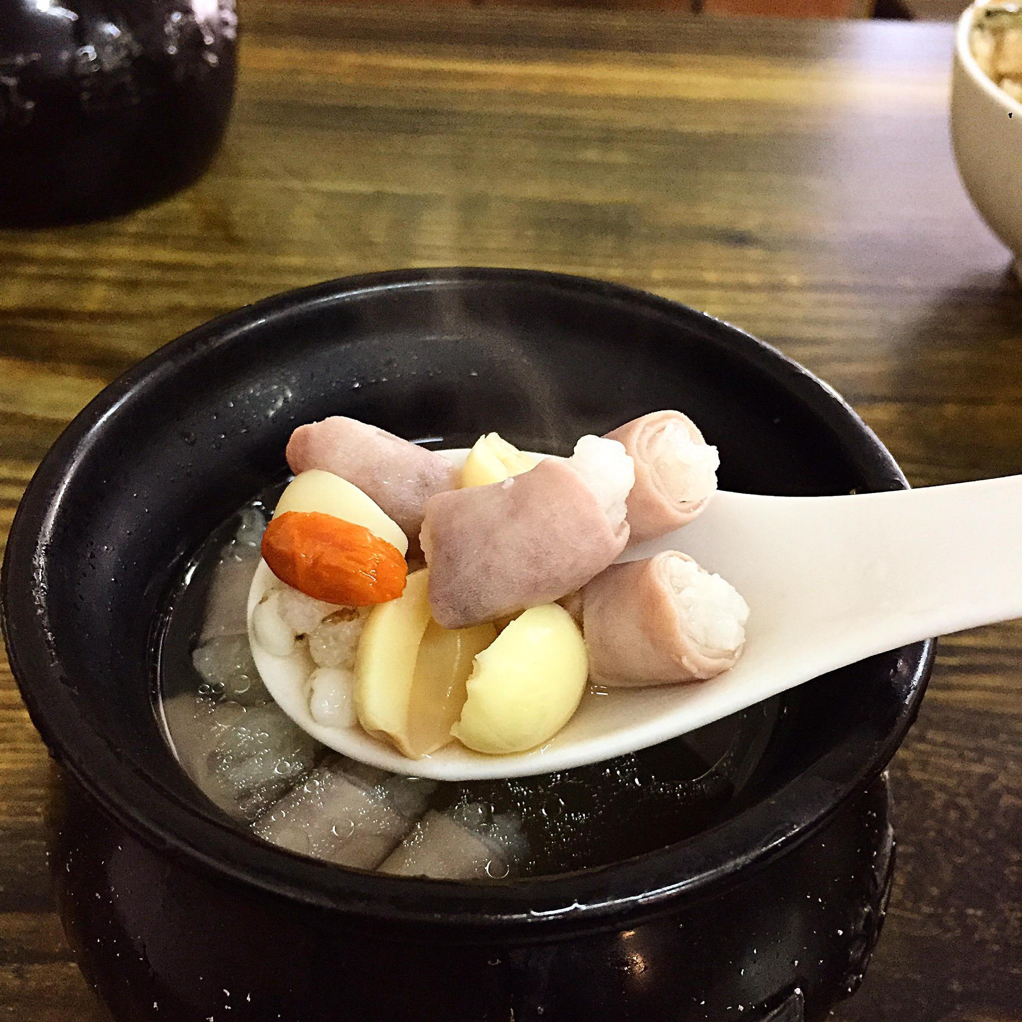 福建人都爱炖这3道汤,营养又滋补,能去燥润肺,家人常喝身体好