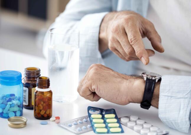 糖尿病患者服药有哪些规矩做好这4点血糖悄悄降