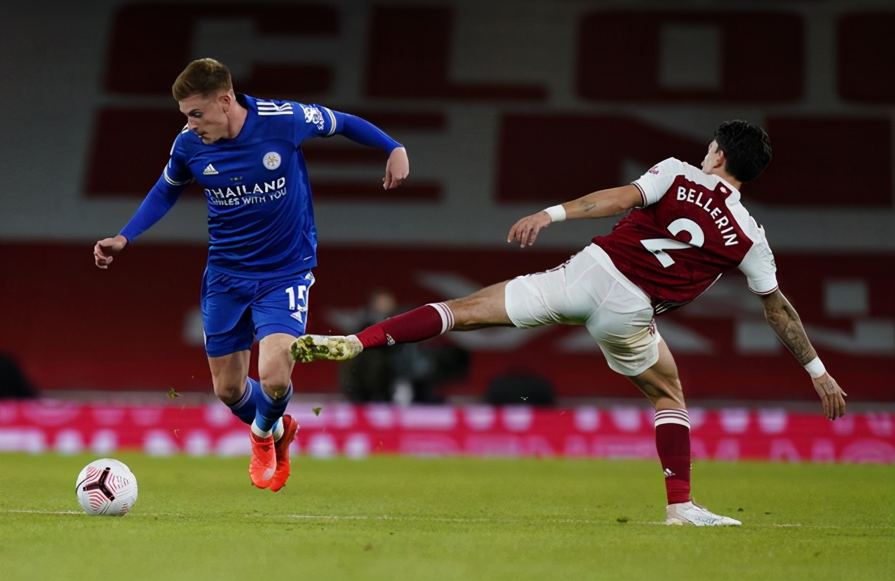 兵工厂沦陷师徒俩都没打过狐狸城说明传控足球是真的很挑球员