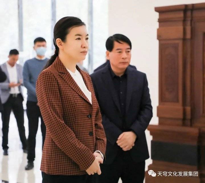 厉害了!张宏伟点赞枣庄这处“城市书房”,就在你家附近|枣庄_新浪新闻