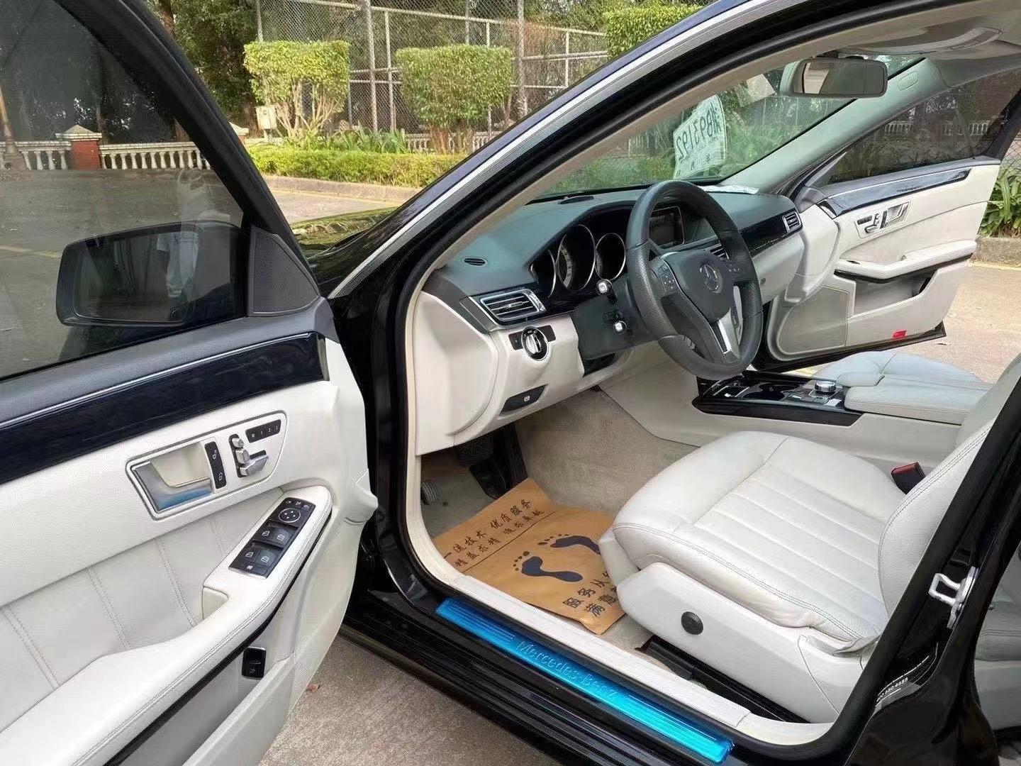 15年奔驰e300售价14万始终保持一丝丝动感