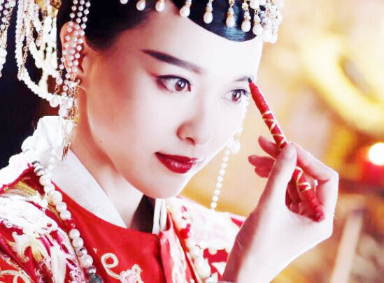 5,萧燕燕在近期热播的电视剧《燕云台》中,唐嫣饰演萧燕燕一角,作为