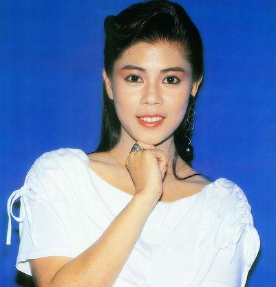 一出道就演美女,是当时最有争议的女星,但她的经典无人超越|任盈盈|梁