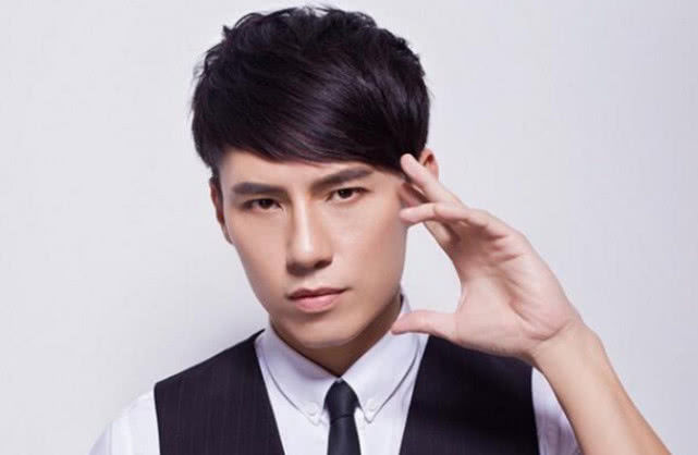 差距太大了吧|花千骨|爱情公寓|王修泽_新浪新闻