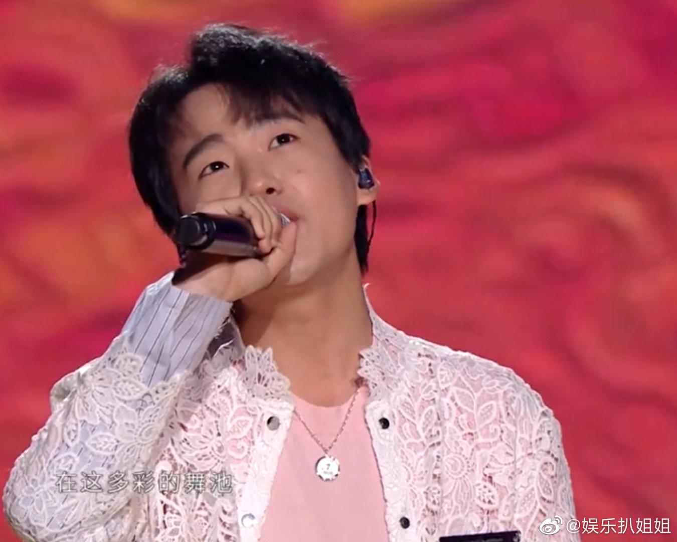 郭麒麟不说相声来唱歌了