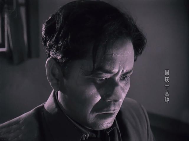 却真正演啥像啥,没有失败的角色|魏鹤龄|冯奇|表演艺术家_新浪新闻