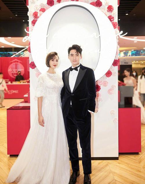 张歆艺暴瘦重回大婚名场面马甲线天鹅颈素颜超美袁弘可骄傲了