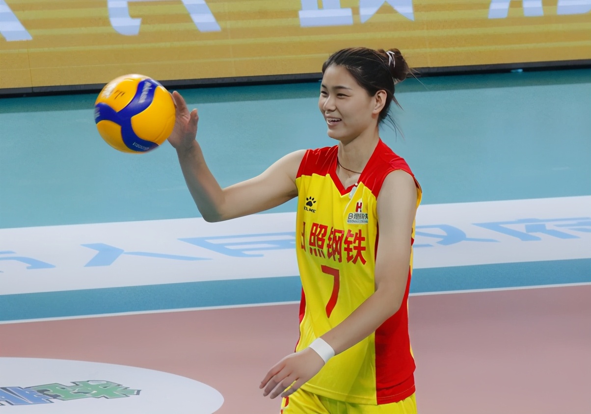 杜清清沉迷游戏前景堪忧?新赛季欲创造历史,晋升一队存2短板