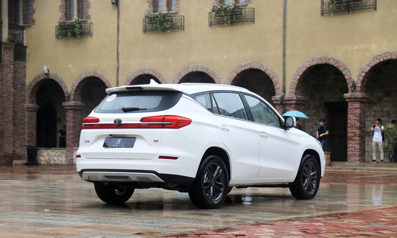 2021款比亚迪宋经典版上市 6.98万起售