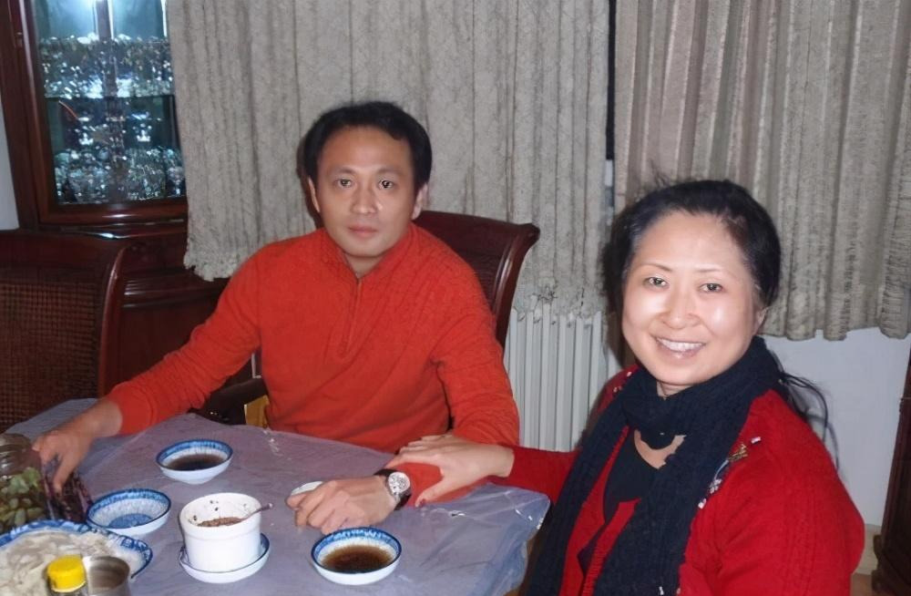 老戏骨丁志诚亲姐姐残疾不辞辛苦照顾30年57岁孑然一身