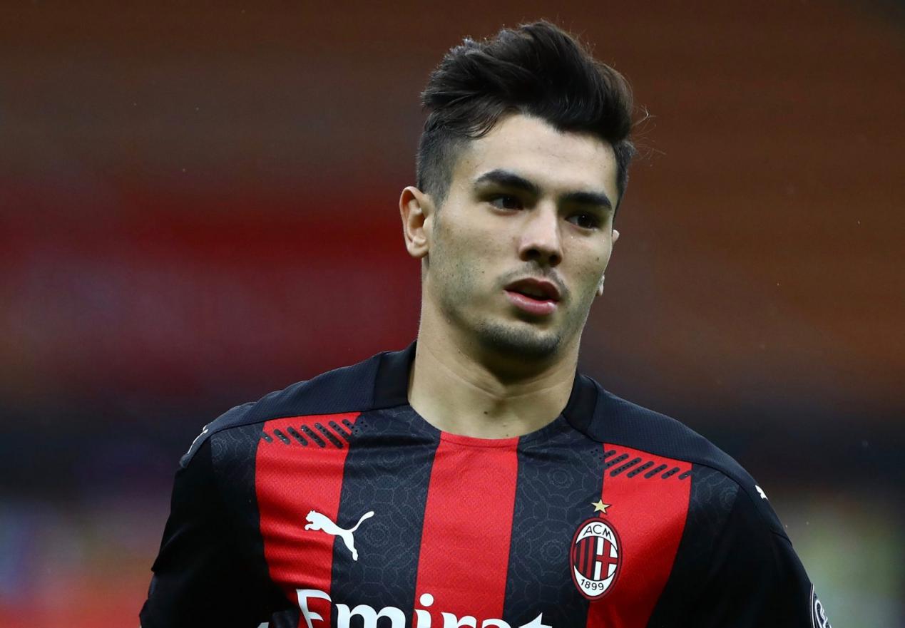 伊布脚步不停;冬窗目标面临新竞争|伊布|ac米兰|迪亚兹_新浪新闻