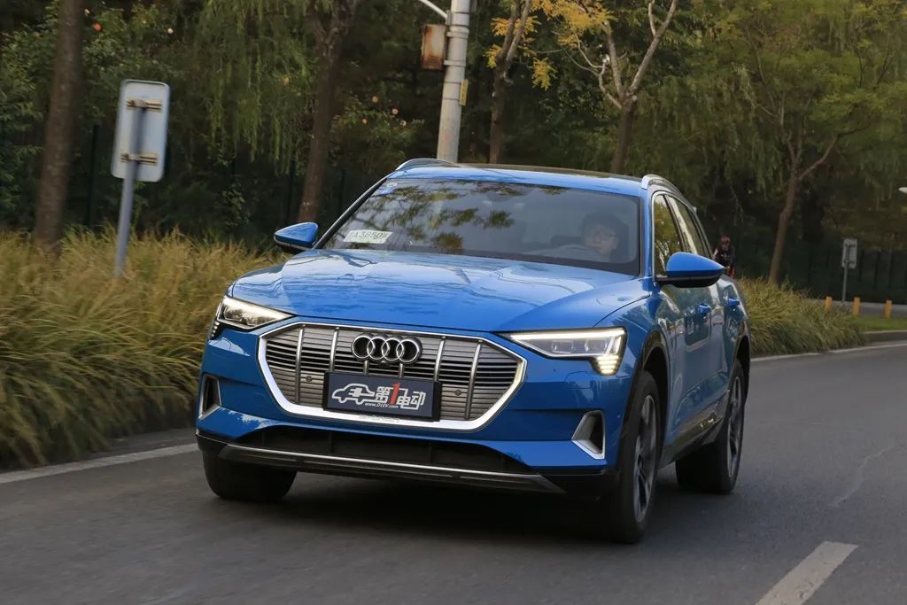 老牌VS新贵 中大型纯电SUV应该怎么选？