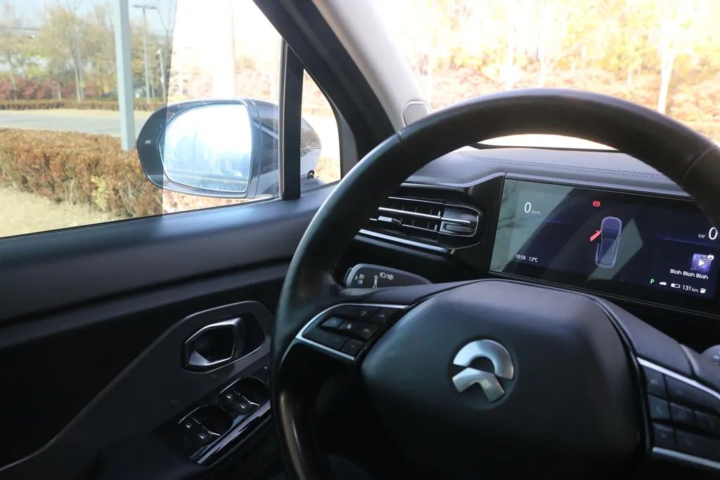 老牌VS新贵 中大型纯电SUV应该怎么选？