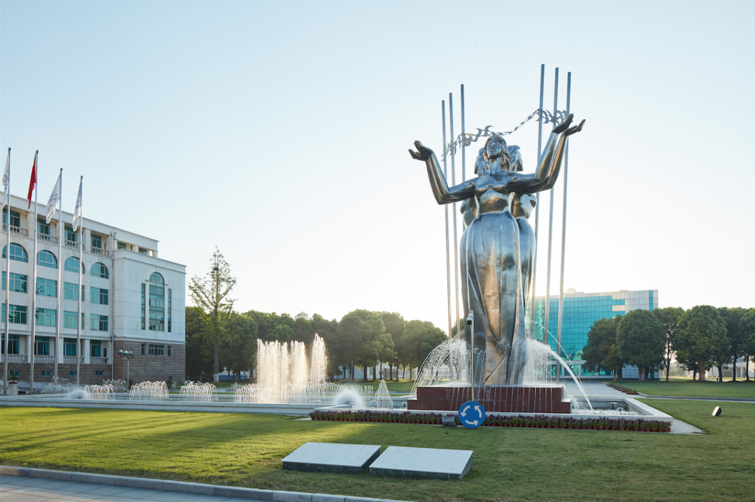 雄关漫道质如铁扬子江药业严守住六道质量关纪实