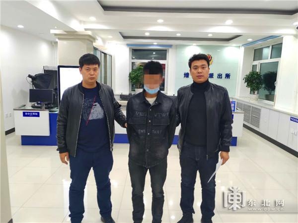男子见财起意偷同事手机 10小时后网吧上网被警方带走休闲区蓝鸢梦想 - Www.slyday.coM