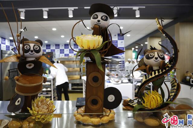 法国参展商乐斯福：进博会上签约忙 不辞长作“进博客”