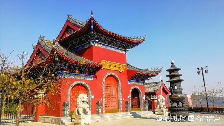 沂水县黄山镇,初冬的龙兴寺