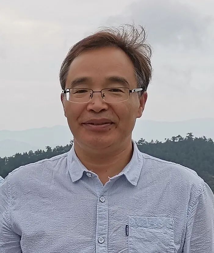 江国良四川省农科院园艺所所长我认为,增加花色品种