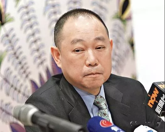 斥24亿港元打败哥哥抢下英国石油全球总部大楼|英国石油|刘銮鸿|总部