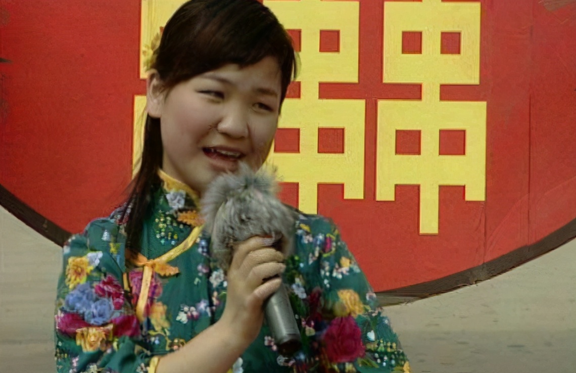 大家还记得童星秦梦瑶吗?她的近况怎么样?