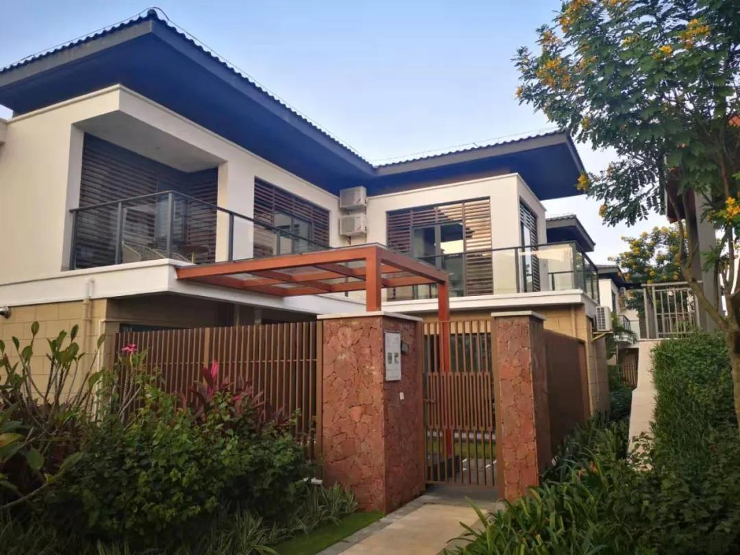 海南万宁石梅春墅,北纬18度,新中式院落的合院别墅