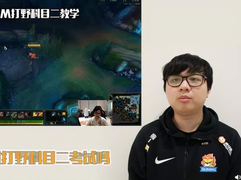 分别是小师弟,情人节,张嘉文等人