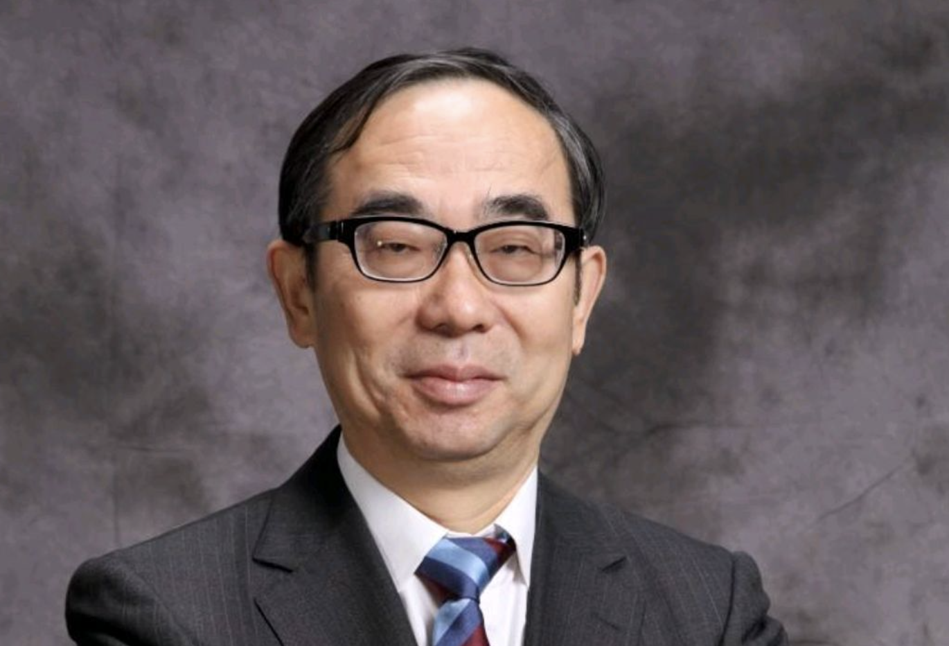 离婚后身价仍高达1150亿,"药神"孙飘扬凭什么?__财经头条