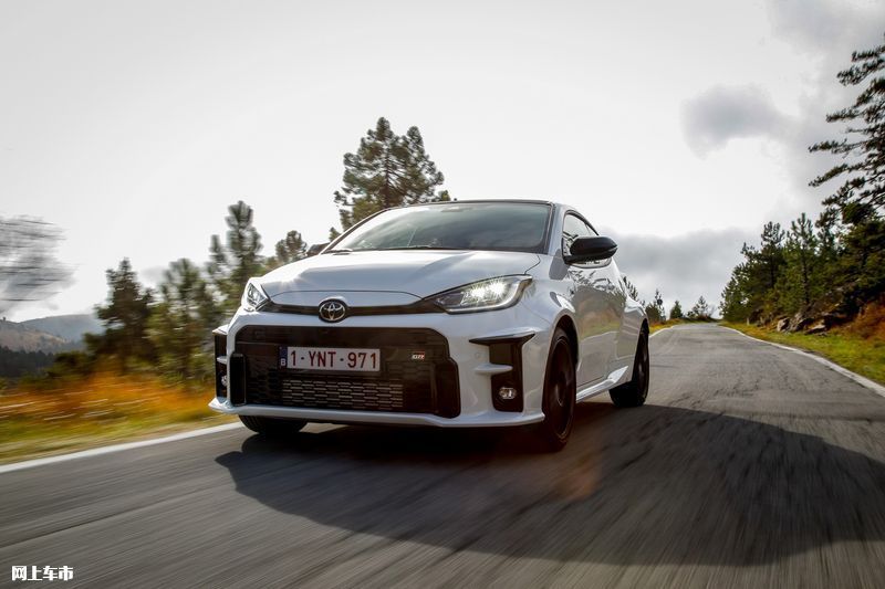 丰田全新运动轿车发布!搭1.6t 6mt 四驱,驾控感大幅提升