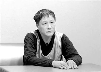 延吉原副市长金京日收受商业银行股份 售卖喝不完的茅台五粮液