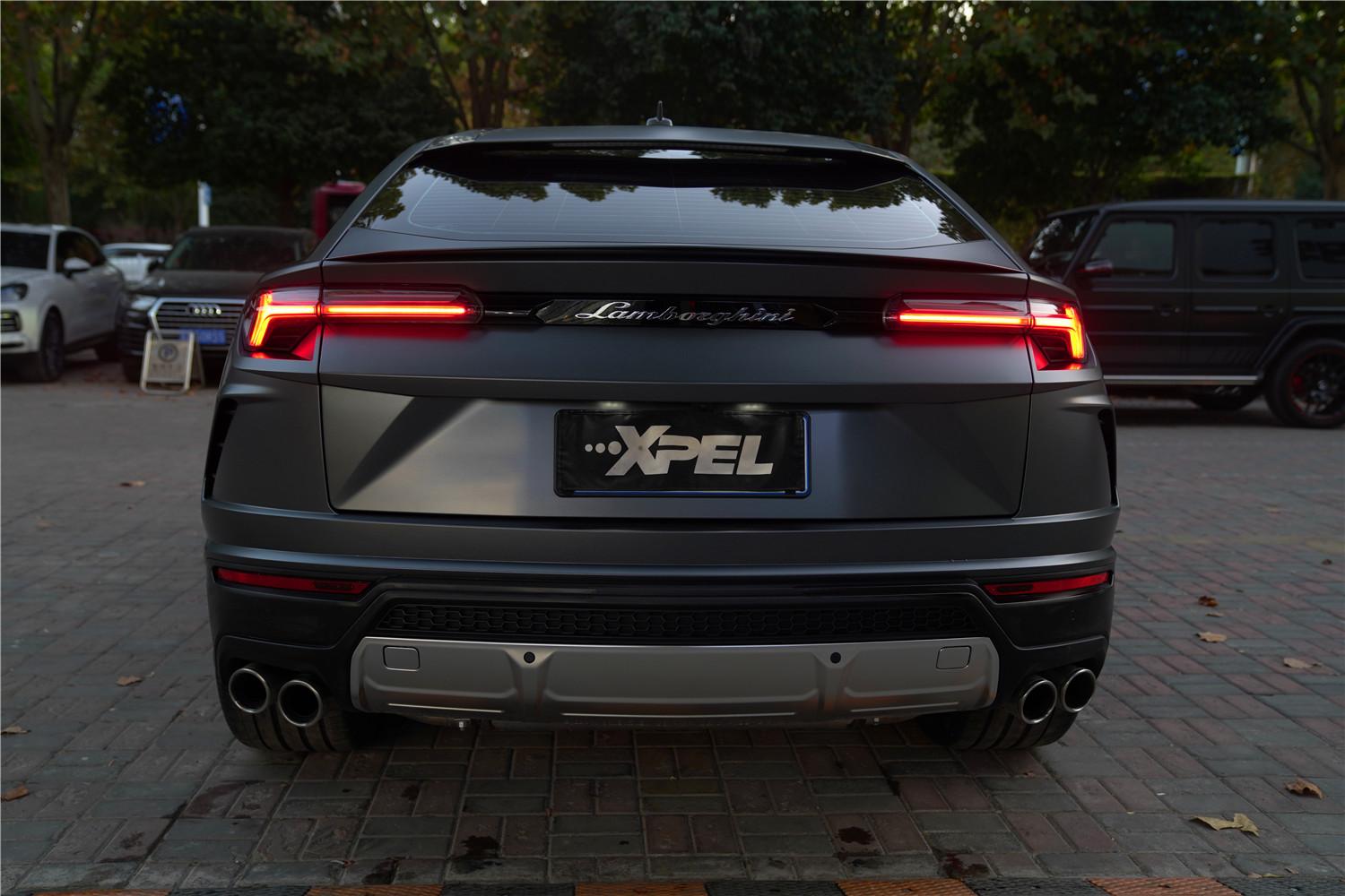 兰博基尼urus变身黑武士贴隐形车衣石家庄永诚