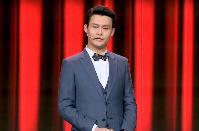 赵本山也不管徒弟小沈龙赌输受惩罚的却是老婆