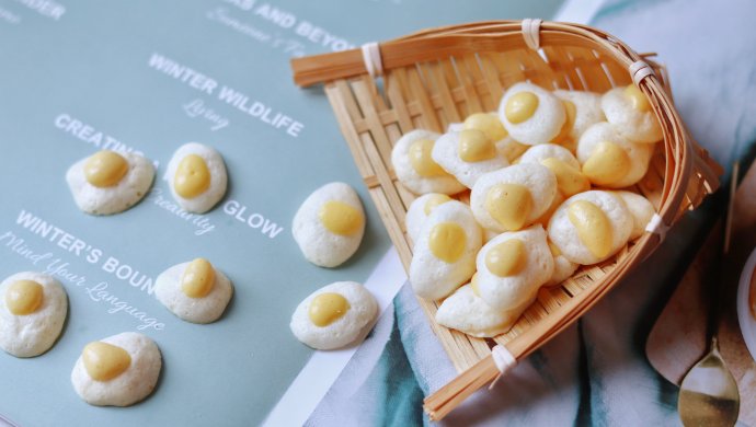 给孩子吃的零食要健康,自己制作"荷包蛋溶豆",无添加又营养