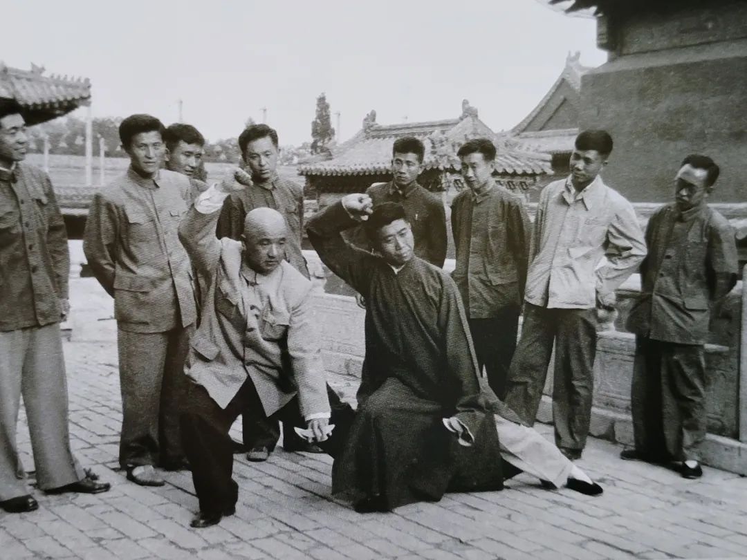 侯宝林一生中有过多位搭档,包括郭启儒,郭全宝,李国盛,与李文华合作的