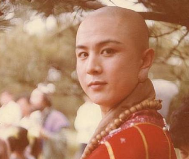 最帅唐僧徐少华事业巅峰迎娶丑妻结婚数十年恩爱如初